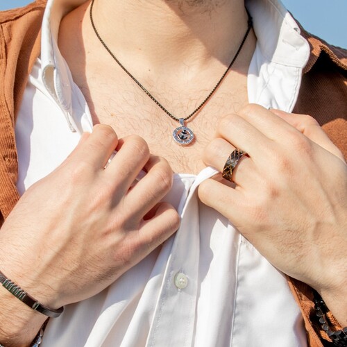 שרשרת מצפן לגבר 1