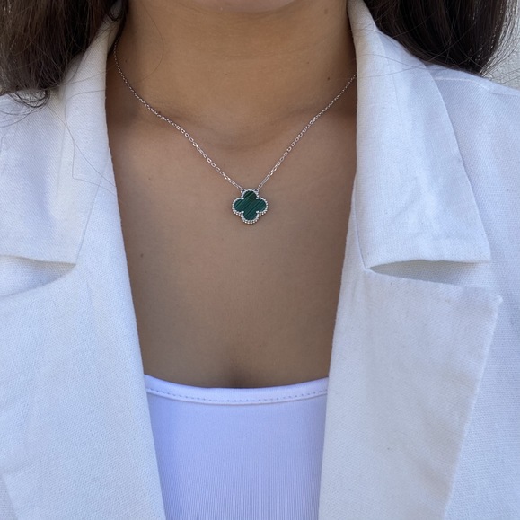 שרשרת כסף תלתן ירוק