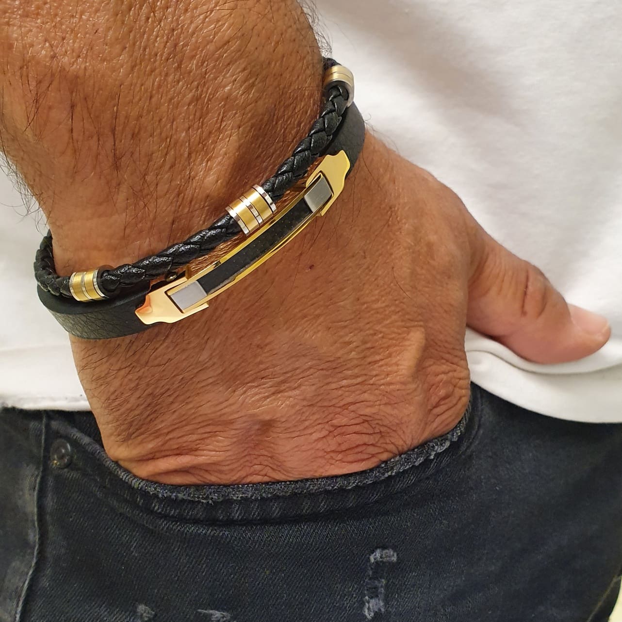 צמיד עור סטיל לגבר 1