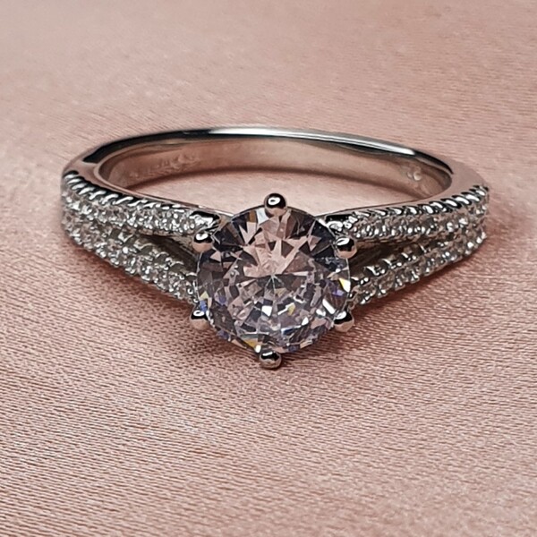 טבעת כסף 2 שורות סוליטר עגול 1