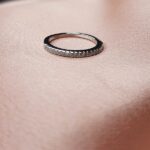 טבעת פס שורה אחת 4 Rotated