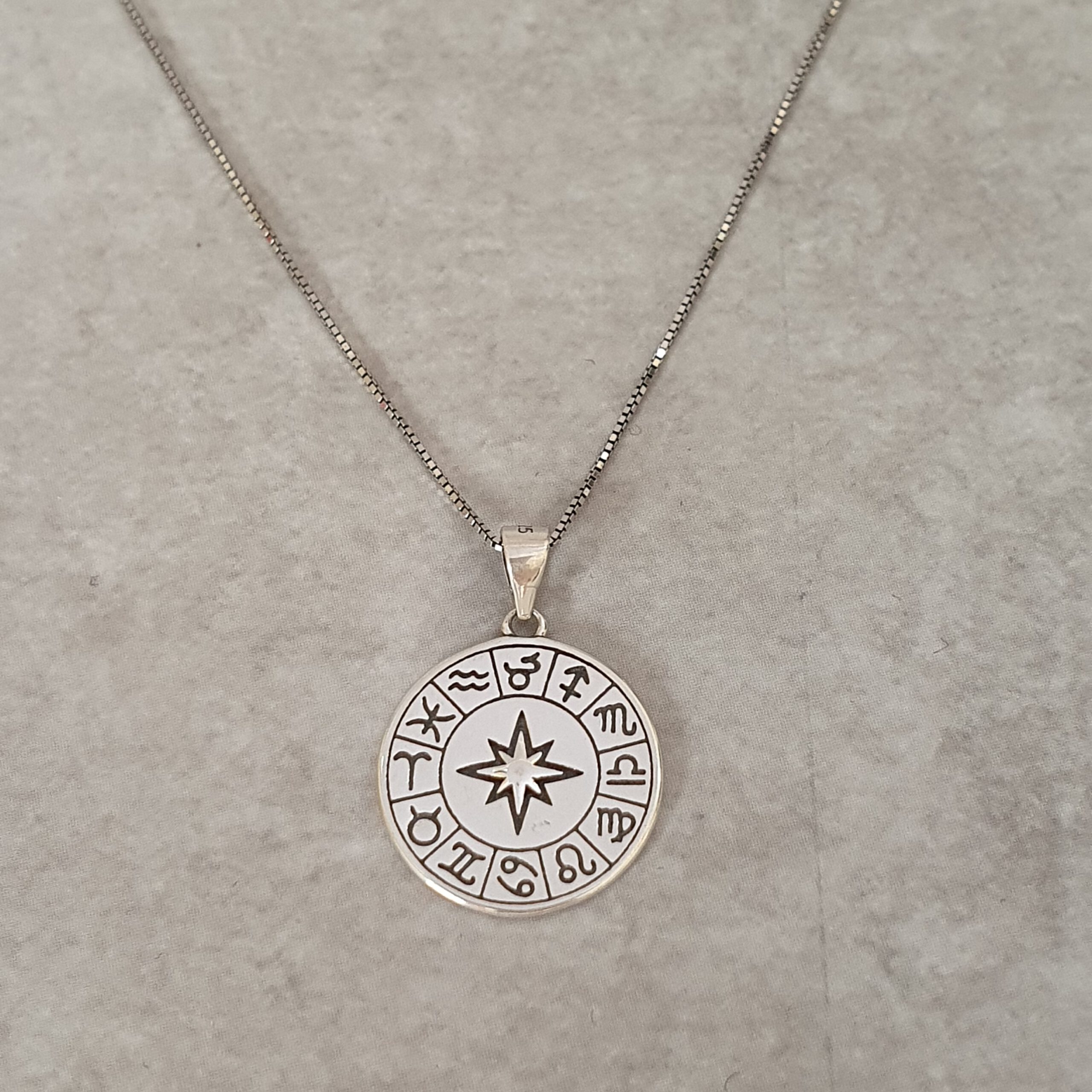 שרשרת תליון כסף לגבר 16 Scaled