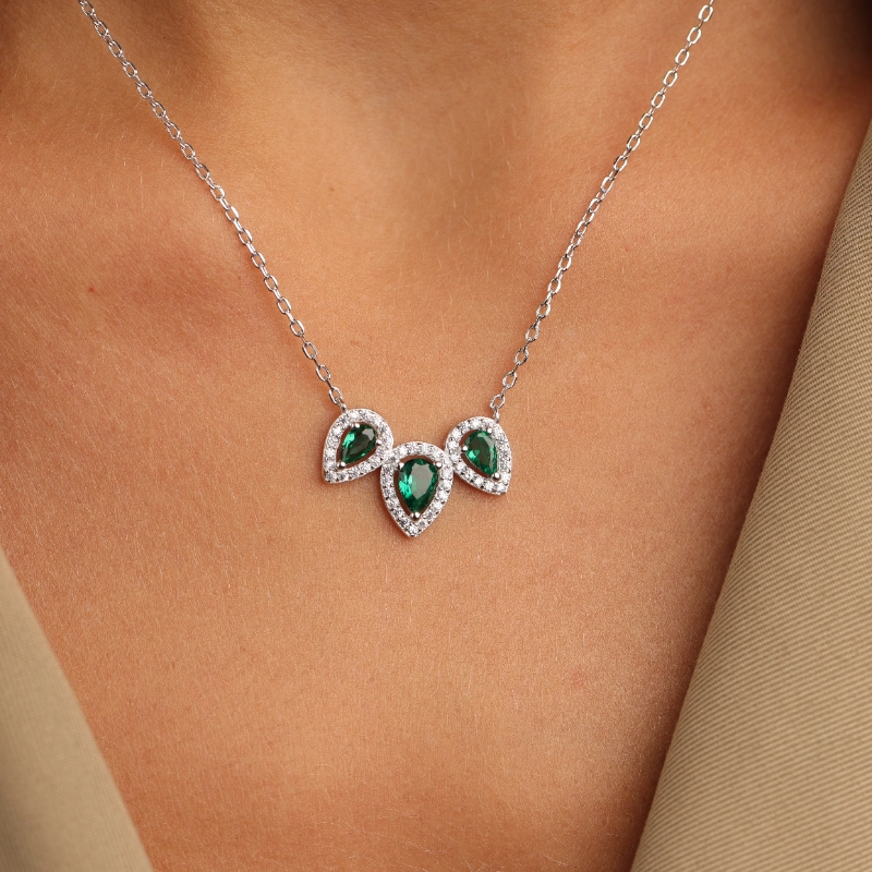 1133 2(2)silver Necklaces