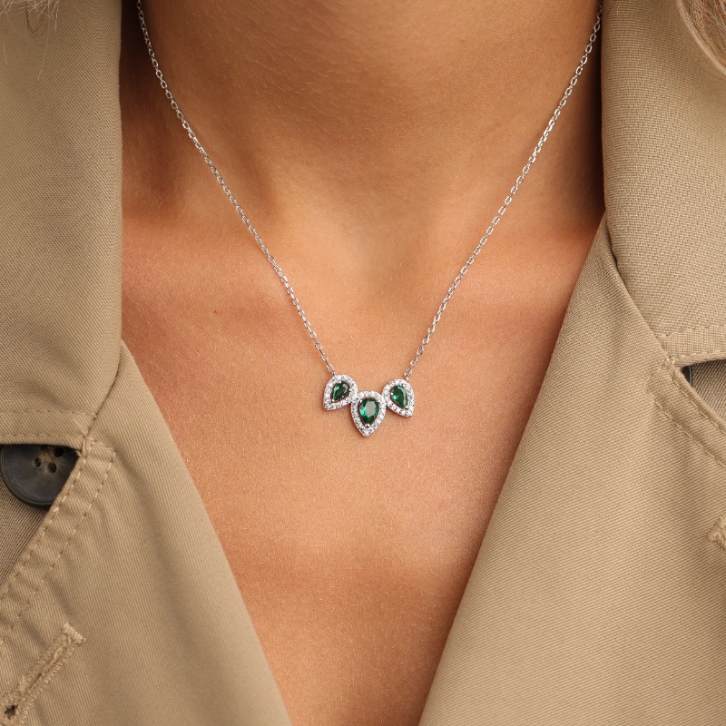 1133 2silver Necklaces