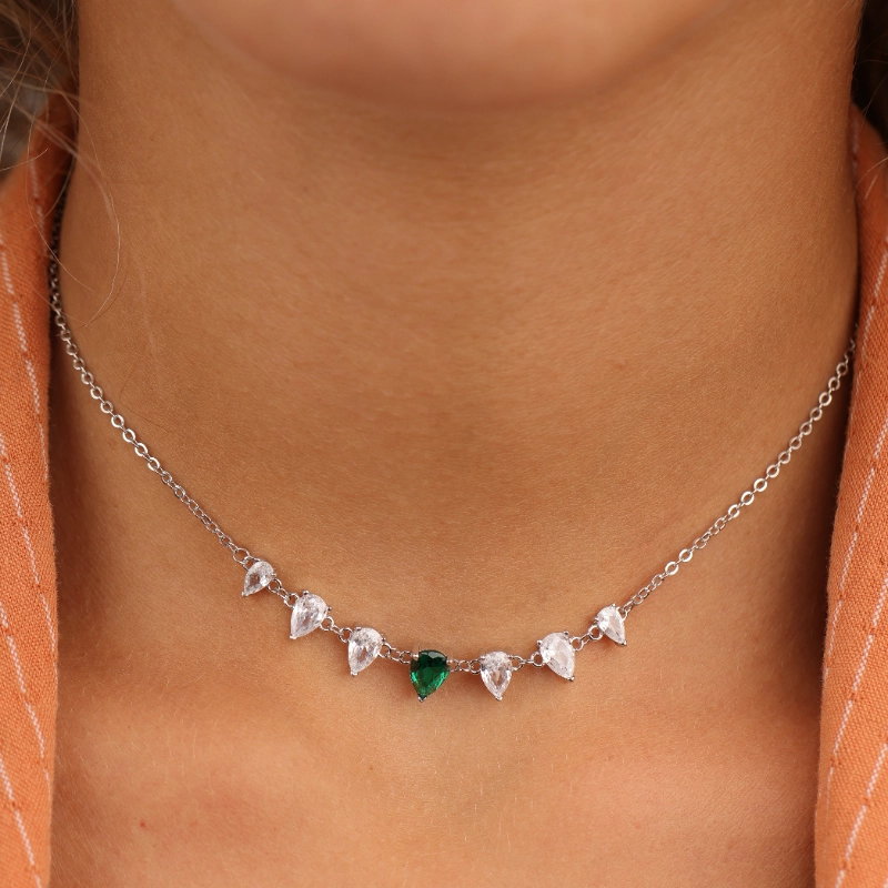 1141(3)silver Necklaces