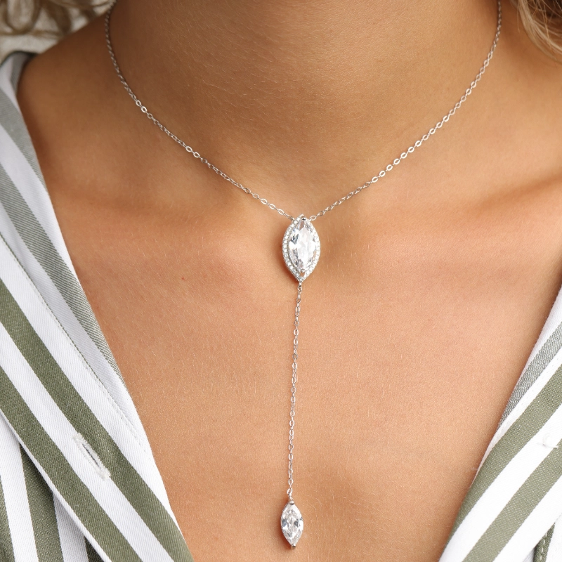 1167 1silver Necklaces