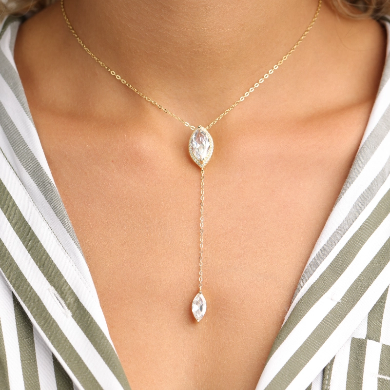 1167 2(2)silver Necklaces