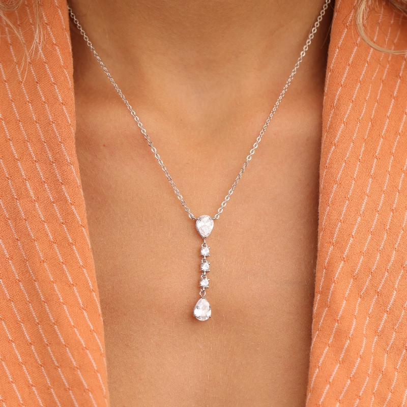 1144 2silver Necklaces